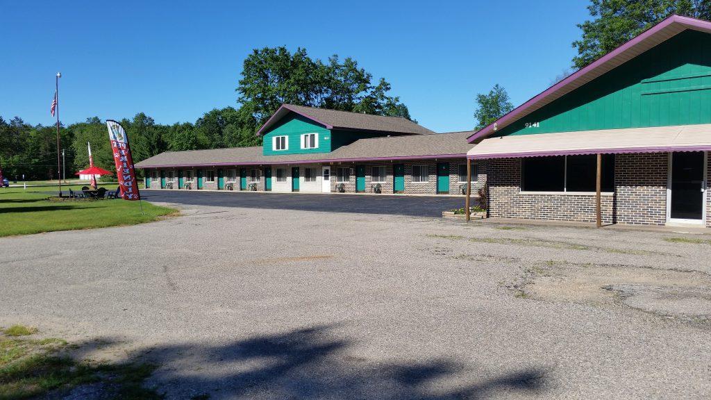North Winds Lodge Prudenville Екстериор снимка